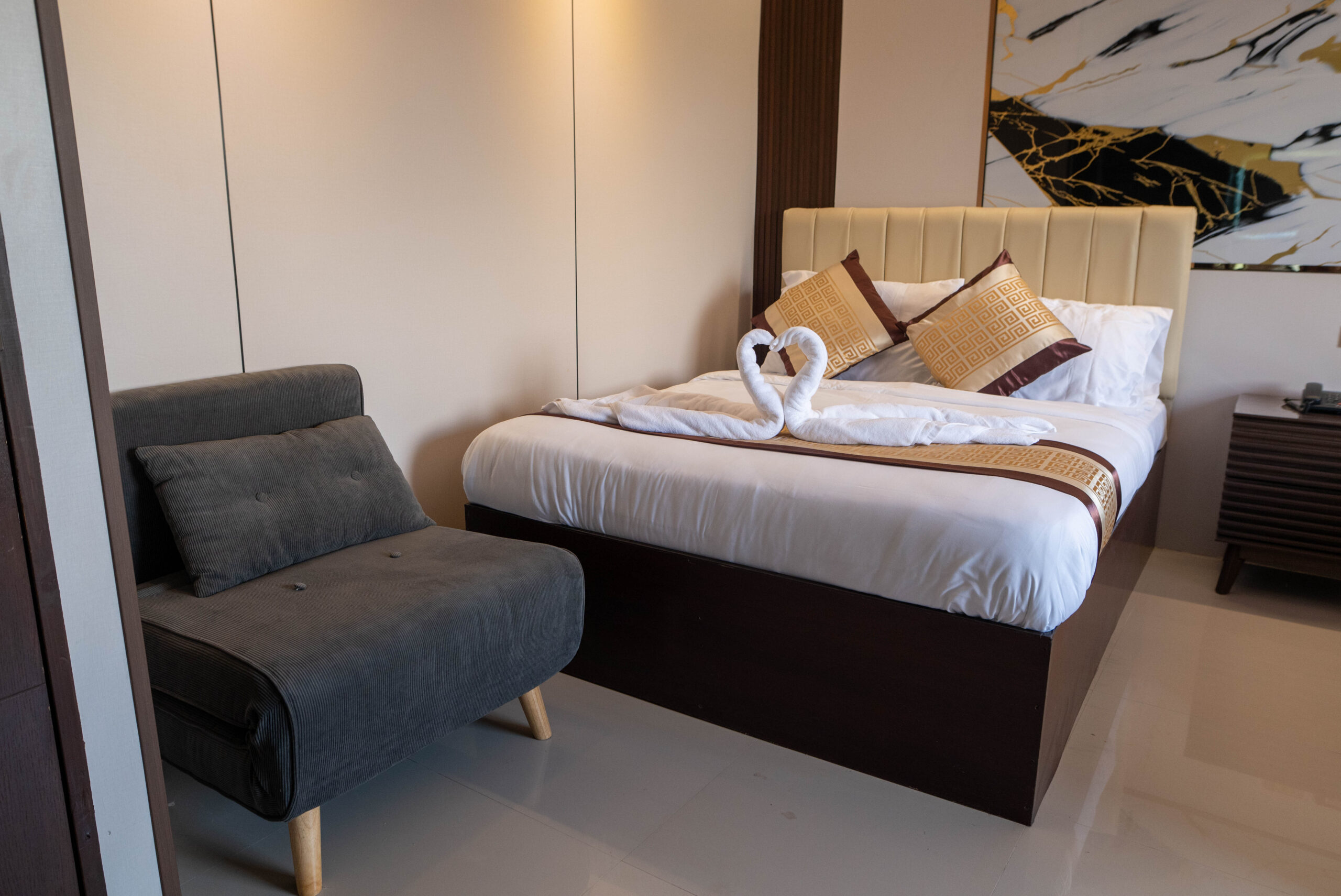 Selah Hotel Dipolog - Queen Deluxe