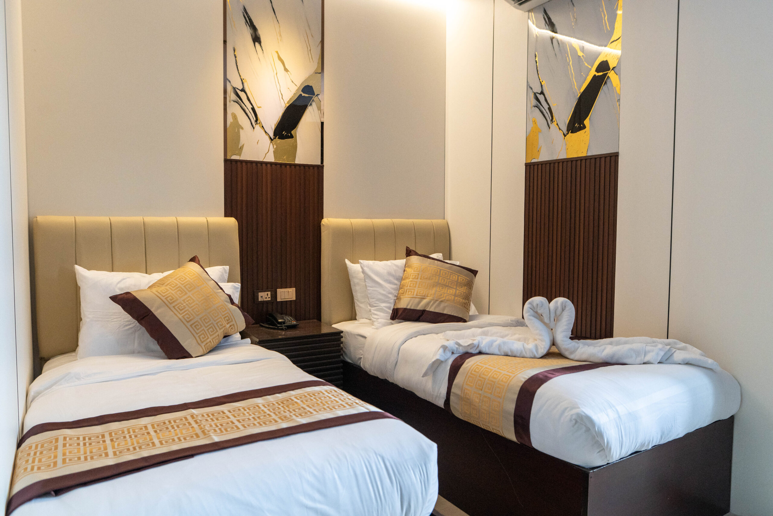 Selah Hotel Dipolog - Twin Deluxe